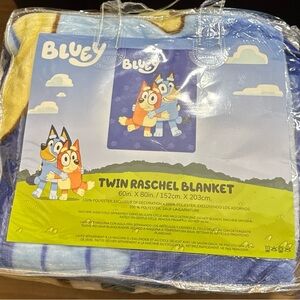 Bluey Twin Raschel Blanket